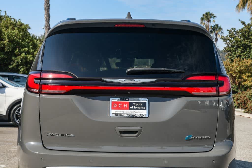 Used 2022 Chrysler Pacifica Pinnacle FWD image 6