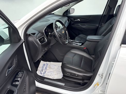 Used 2022 Chevrolet Equinox Premier AWD/4WD image 23