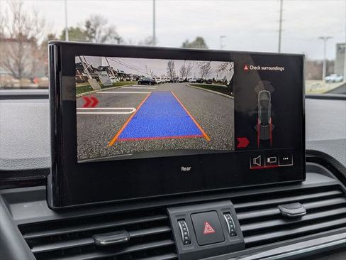 Certified 2023 Audi Q5 2.0T Premium w/ Convenience Package image 18