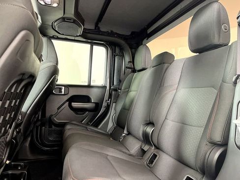 Used 2020 Jeep Gladiator Rubicon image 26