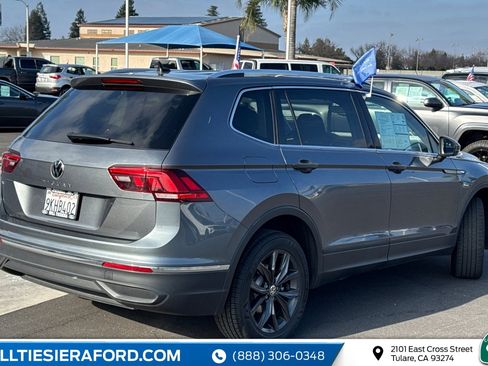 Used 2024 Volkswagen Tiguan SE image 5