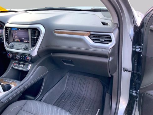 Used 2023 GMC Acadia SLE w/ Driver Convenience Package FWD image 18