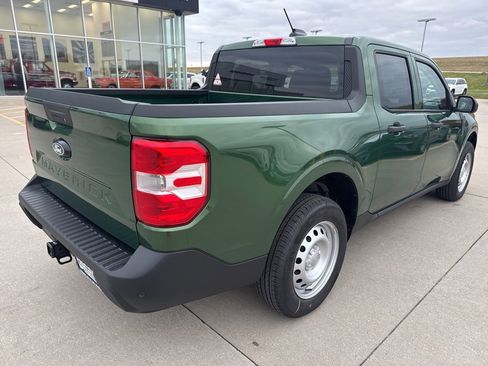 New 2025 Ford Maverick XL w/ Equipment Group 101A image 28