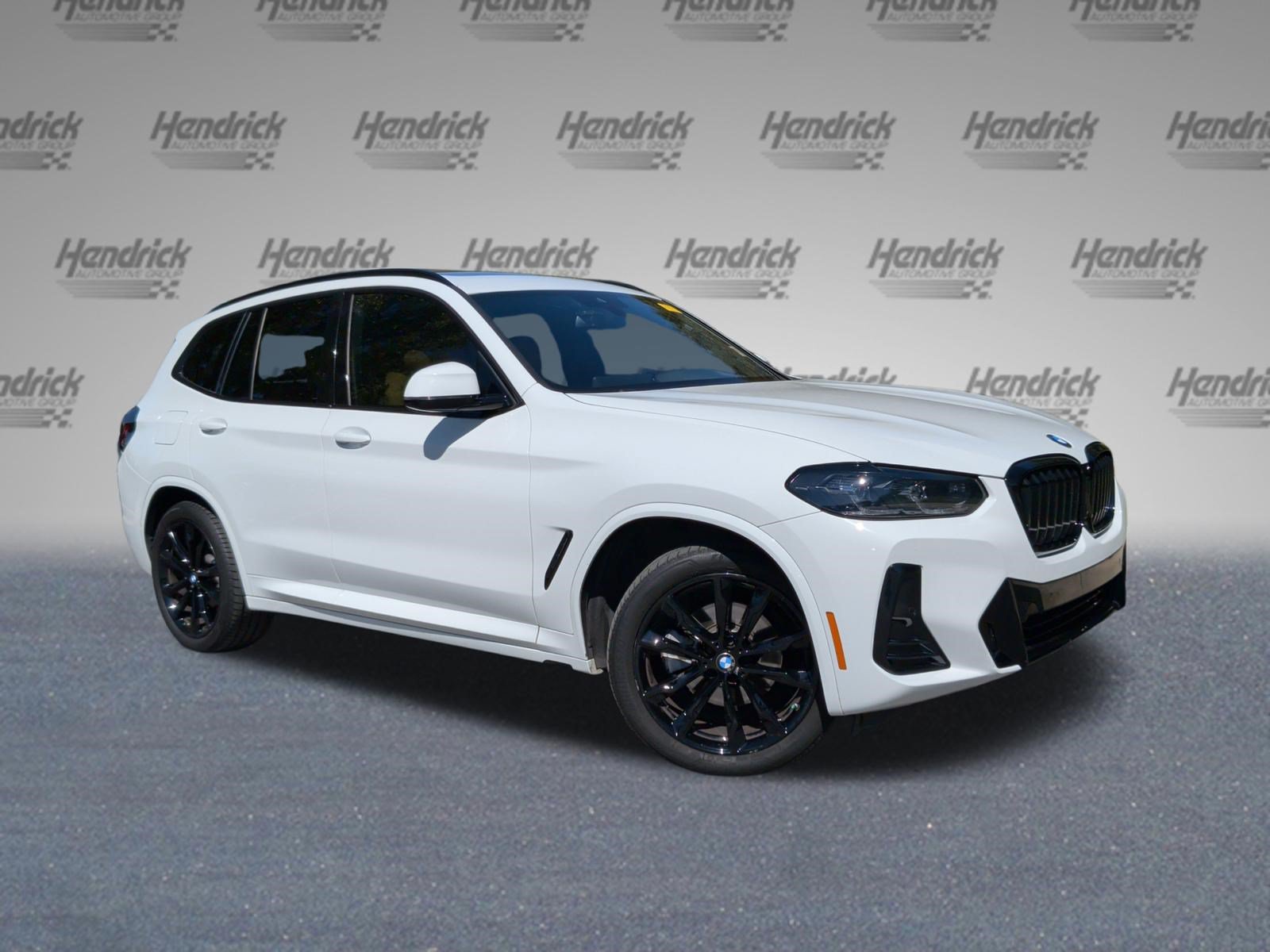 Used 2023 BMW X3 xDrive30i w/ M Sport Package AWD/4WD image 2