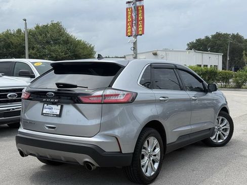 Used 2021 Ford Edge Titanium FWD image 3