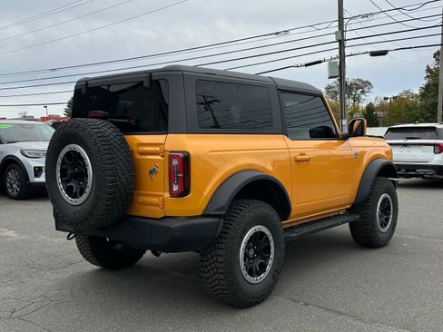 Used 2021 Ford Bronco Outer Banks w/ Sasquatch Package image 3