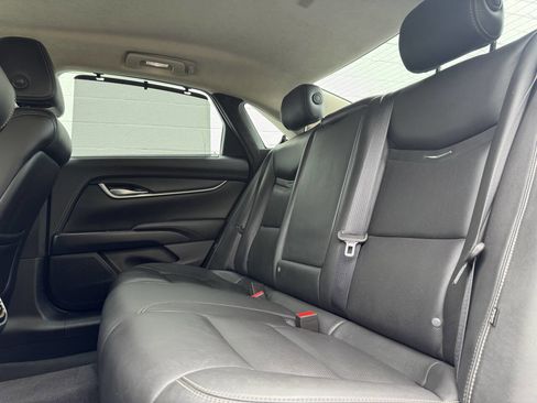 Used 2018 Cadillac XTS w/ Rear Seat Comfort Package image 22