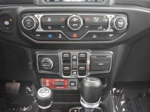 Used 2022 Jeep Wrangler Unlimited Rubicon 4xe image 11