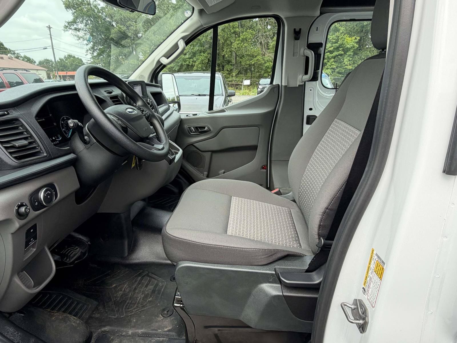 Certified 2024 Ford Transit 350 Low Roof RWD image 25