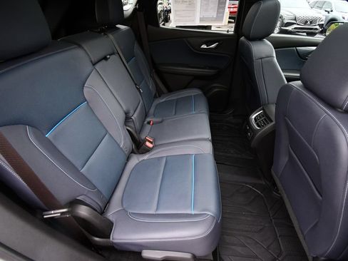 Used 2024 Chevrolet Blazer RS w/ Driver Confidence II Package FWD image 20