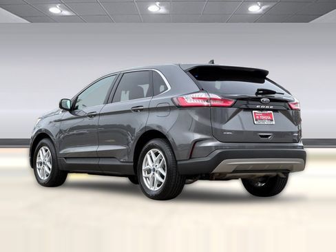 Used 2022 Ford Edge SEL image 7
