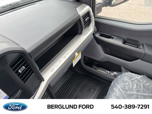 New 2025 Ford F350 XL w/ XL Chrome Package image 22