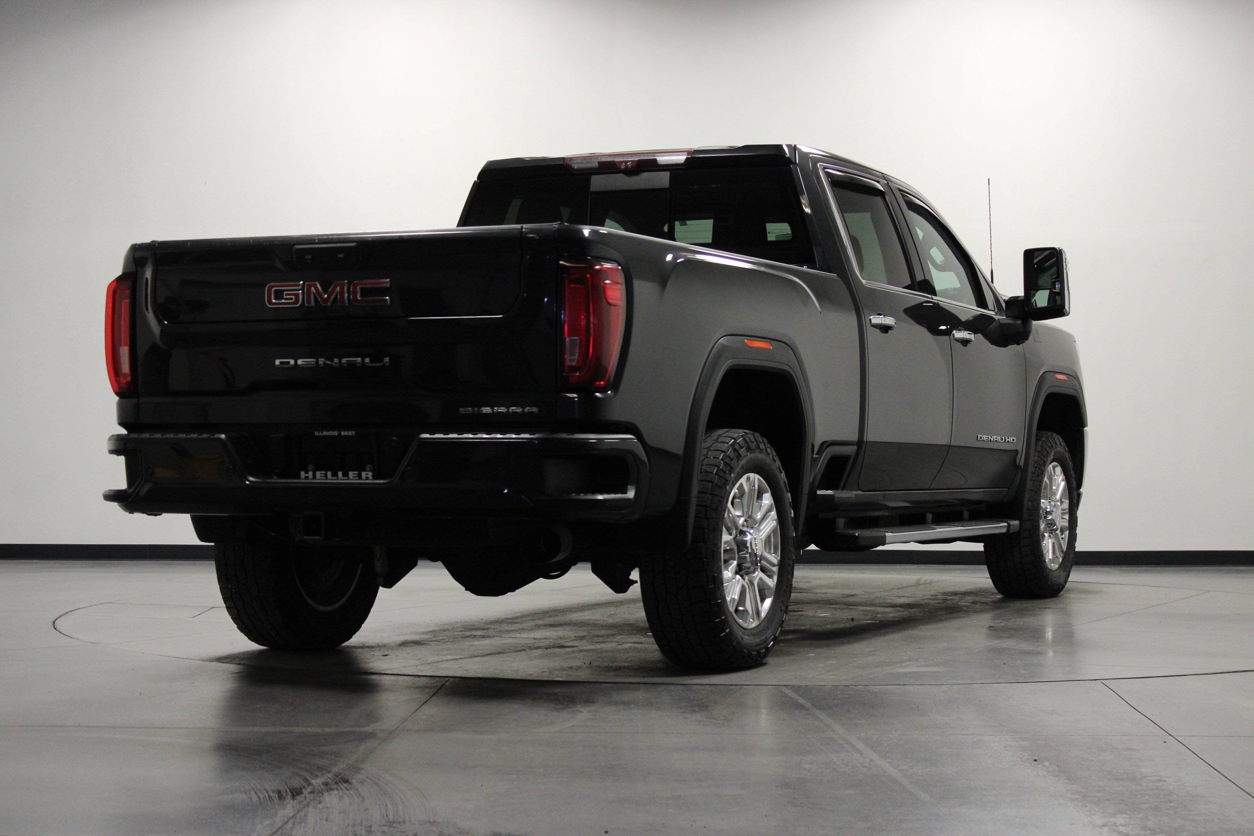 Used 2020 GMC Sierra 2500 Denali w/ Denali Ultimate Package AWD/4WD image 4