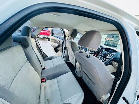 Used 2014 Ford Focus SE image 17