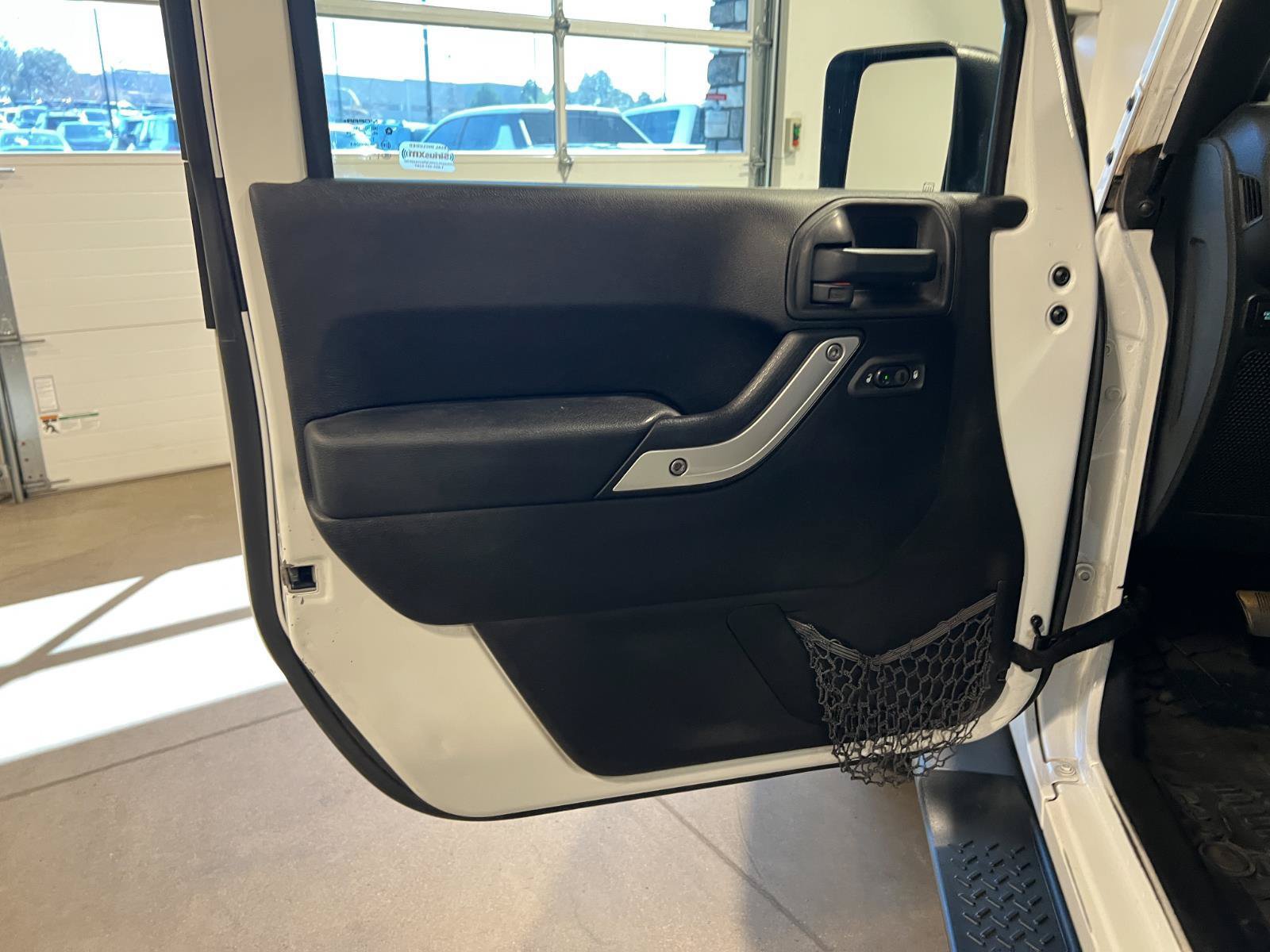 Used 2014 Jeep Wrangler Unlimited Rubicon w/ Dual Top Group AWD/4WD image 21