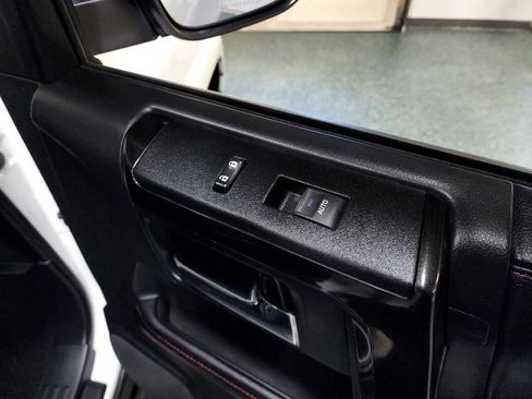 Used 2019 Toyota 4Runner TRD Off-Road Premium w/ Phone Cable & Charge Package image 28