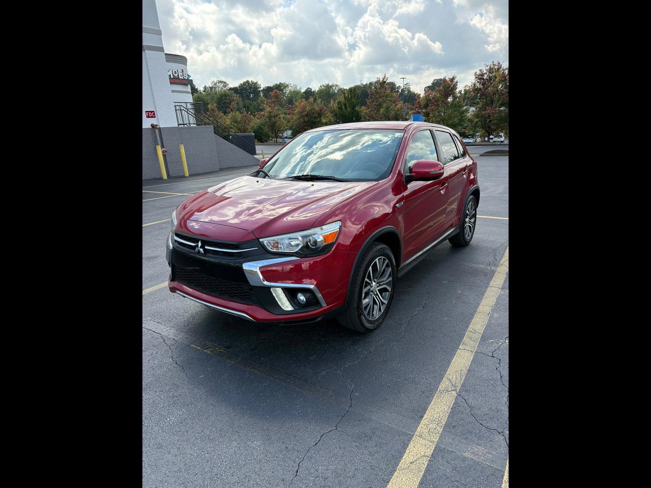 Used 2019 Mitsubishi Outlander Sport SE AWD/4WD image 1