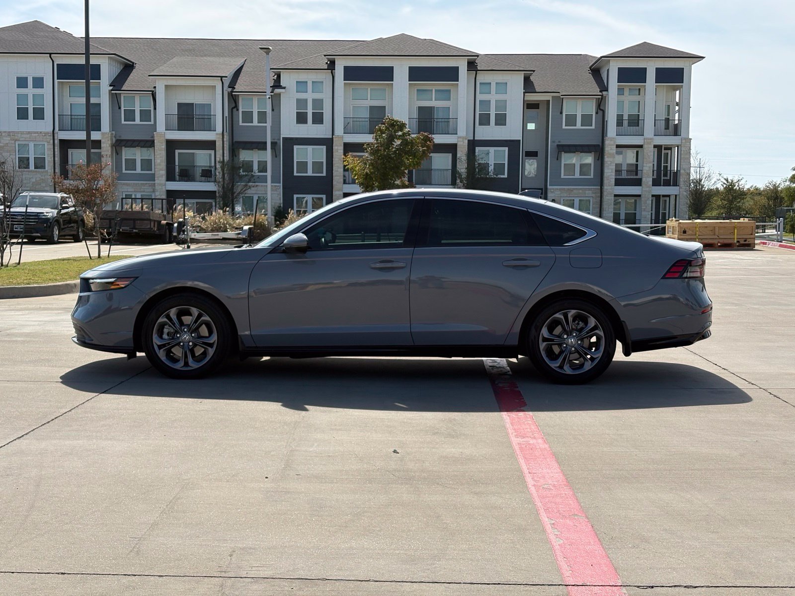 Used 2023 Honda Accord EX-L image 4
