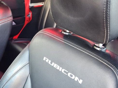 Used 2017 Jeep Wrangler Unlimited Rubicon image 19