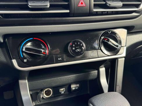 Used 2023 Kia Seltos LX image 27