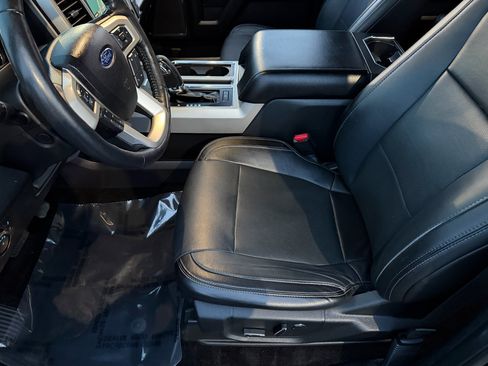 Used 2017 Ford F150 Limited image 40