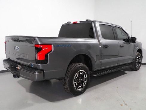 Used 2023 Ford F150 Lightning XLT image 5