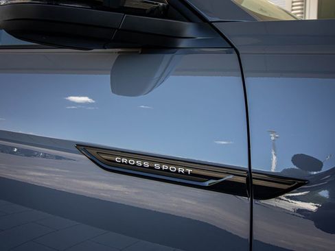 New 2026 Volkswagen Atlas Cross Sport SEL R-Line AWD/4WD image 4