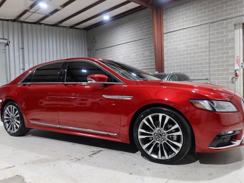 Used 2020 Lincoln Continental w/ Premium Package FWD image 7