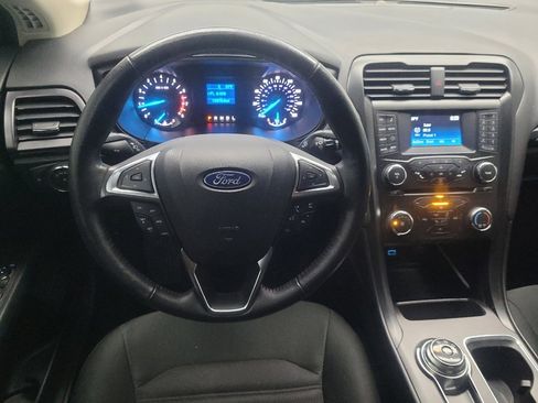 Used 2018 Ford Fusion S w/ Equipment Group 101A image 22