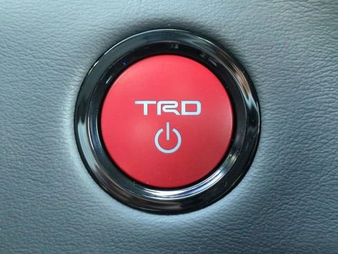 New 2026 Toyota Tundra Limited AWD/4WD image 28