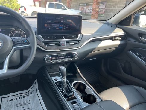 Used 2024 Nissan Altima 2.5 SL image 58