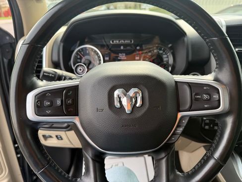 Used 2021 RAM 1500 Big Horn image 15