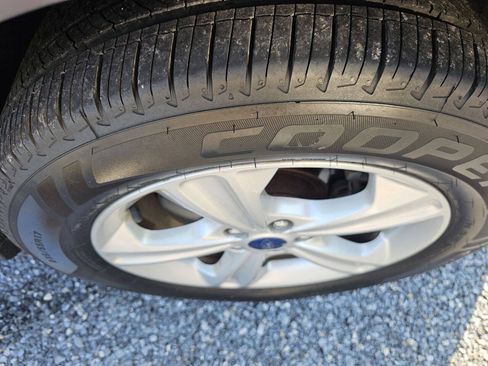 Used 2014 Ford Escape SE AWD/4WD image 15