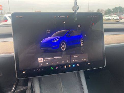 Used 2023 Tesla Model Y Long Range image 14