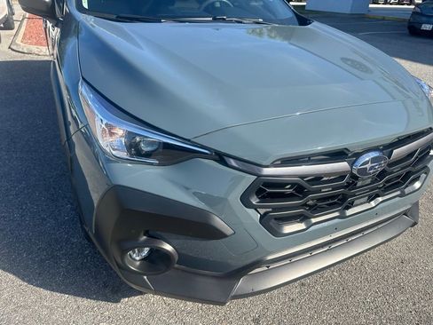 Used 2024 Subaru Crosstrek 2.0i Premium image 14