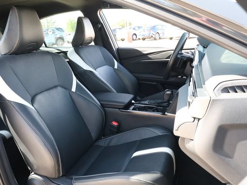 Used 2025 Toyota Camry SE FWD image 29
