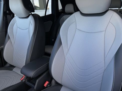 New 2026 Volkswagen Tiguan SE R-Line image 13