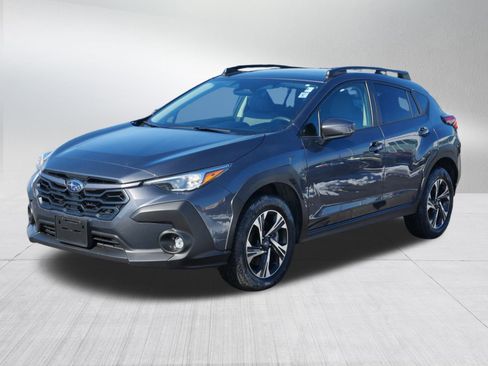 Used 2024 Subaru Crosstrek 2.0i Premium image 3