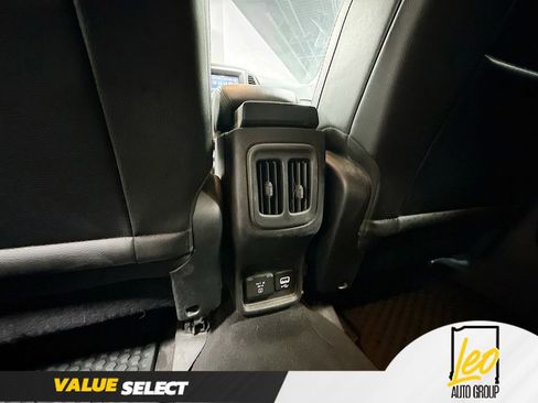 Used 2018 Jeep Compass Latitude w/ Popular Equipment Group AWD/4WD image 25