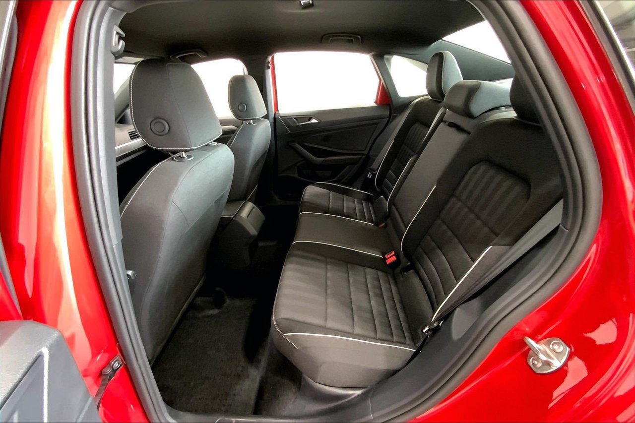 Used 2024 Volkswagen Jetta Sport FWD image 19