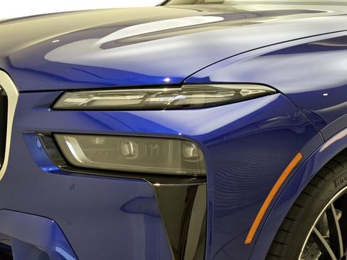 Used 2024 BMW ALPINA XB7 ALPINA XB7 image 5