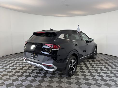Certified 2025 Kia Sportage EX w/ Premium Package AWD/4WD image 10