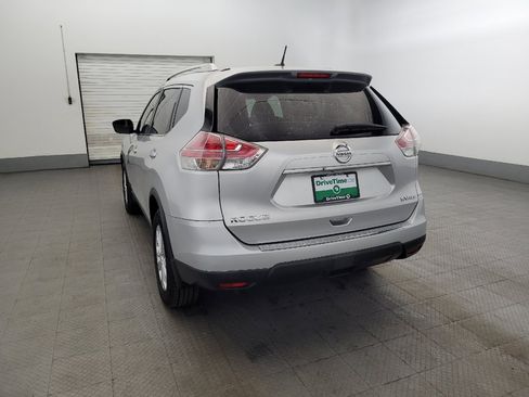 Used 2015 Nissan Rogue SV AWD/4WD image 6