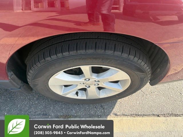 Used 2014 Subaru Outback 2.5i Premium AWD/4WD image 5