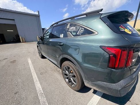 Used 2022 Kia Sorento SX Prestige w/ Rust Color Package AWD/4WD image 3