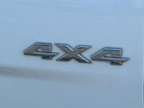 Used 2017 RAM 1500 Express AWD/4WD image 4
