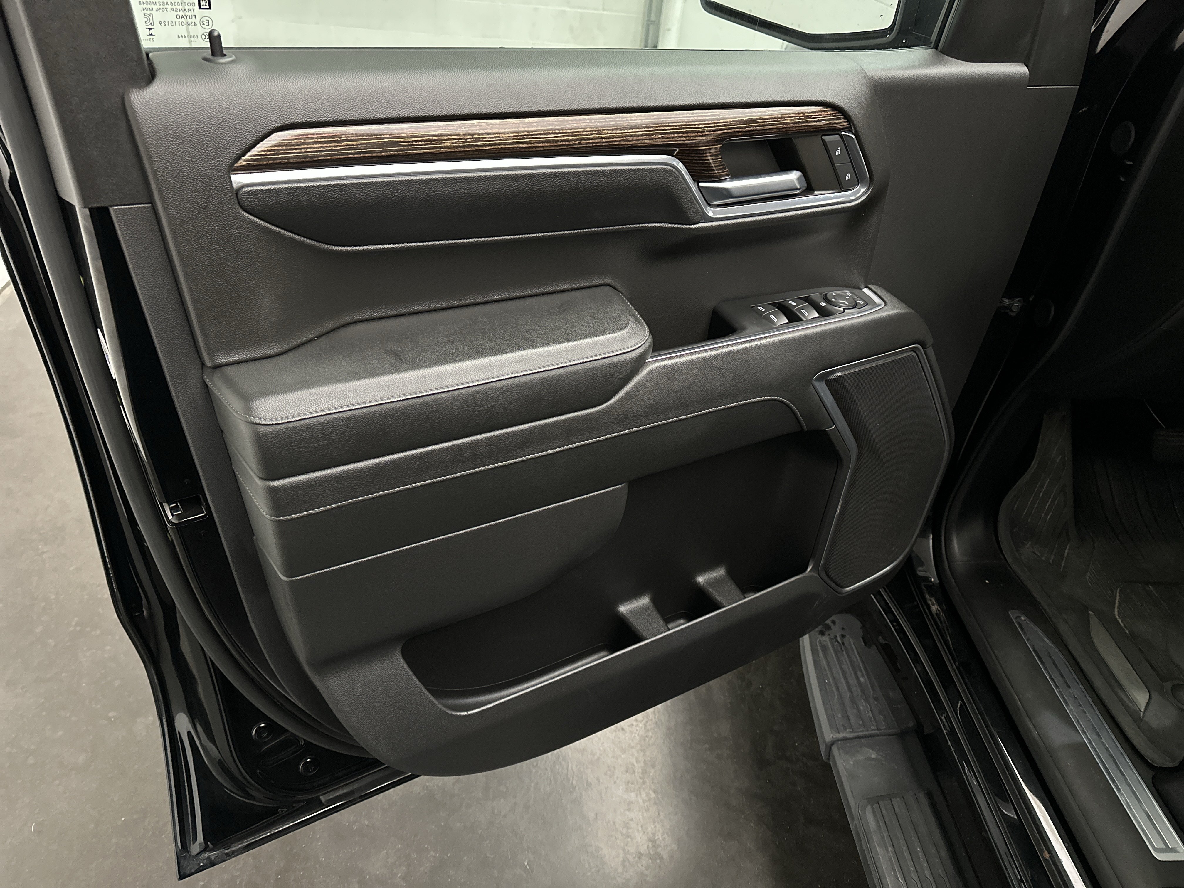 Used 2024 GMC Sierra 1500 Elevation w/ Max Trailering Package AWD/4WD image 21