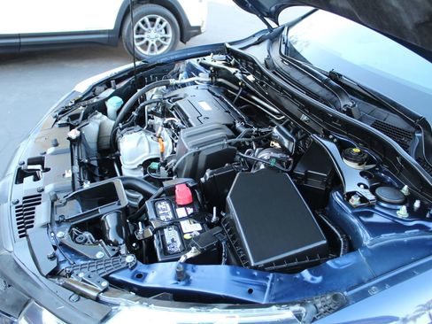 Used 2016 Honda Accord EX image 32