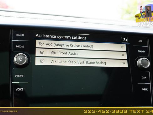 Used 2023 Volkswagen Taos SE w/ Panoramic Sunroof Package FWD image 33