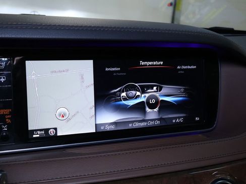 Used 2015 Mercedes-Benz S 550 4MATIC Sedan image 32